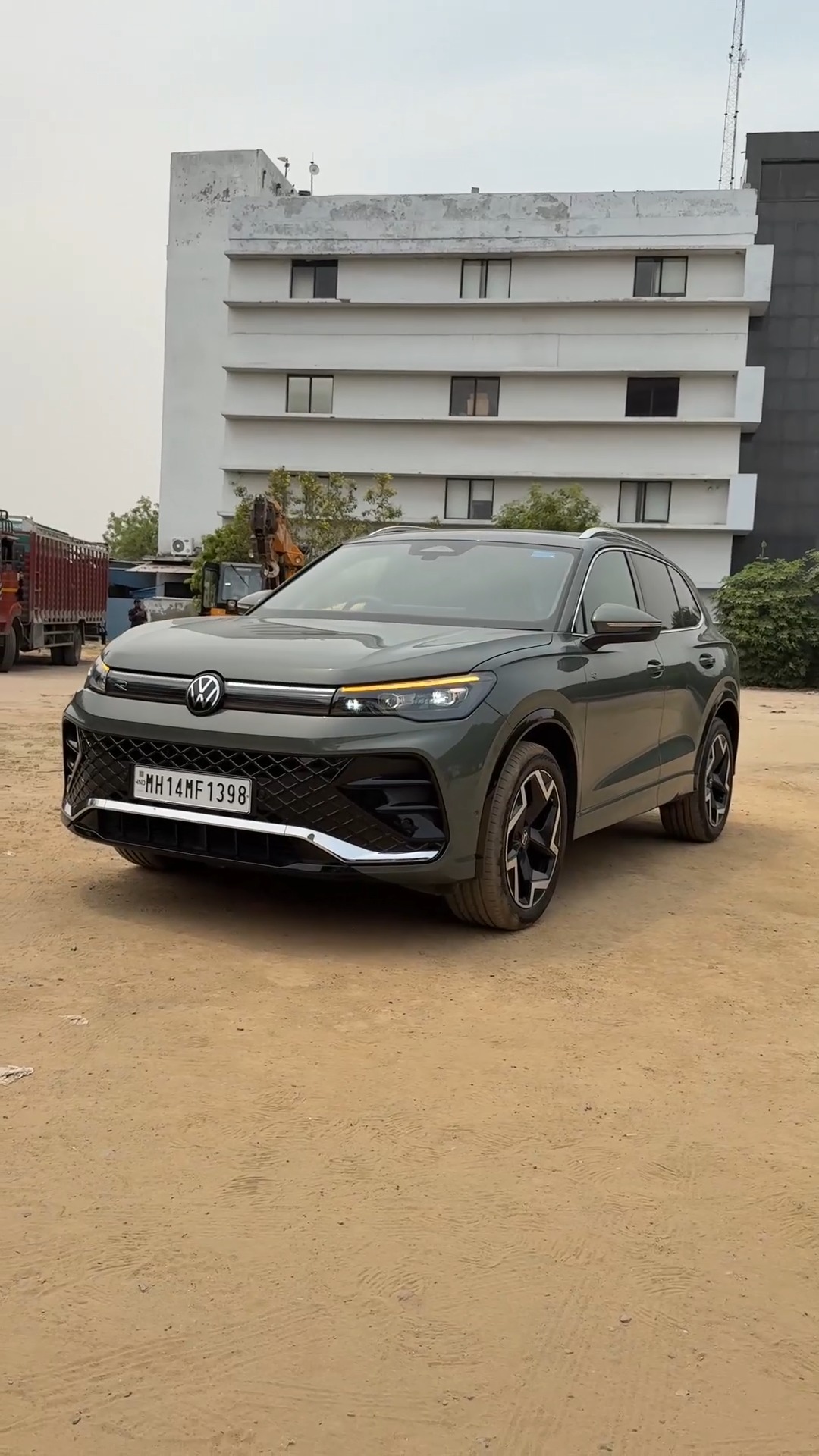 #VolkswagenTiguan review... #NamasteCar #SUV #VolkswagenIndia #Tiguan #German